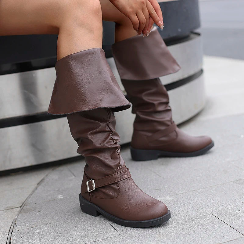 Bottes de pirate marrons avec boucle