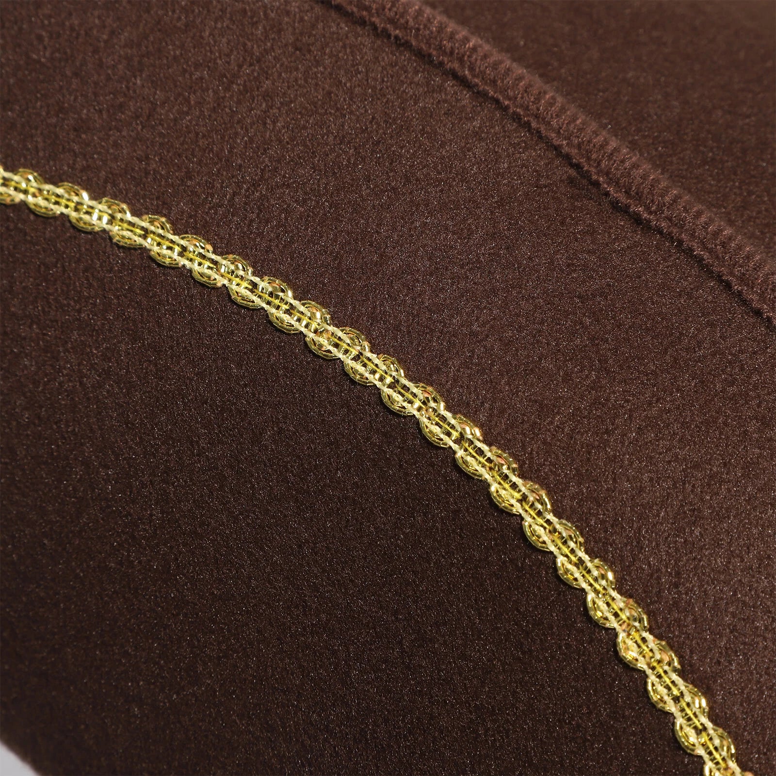 Chapeau de pirate tricorne marron et doré